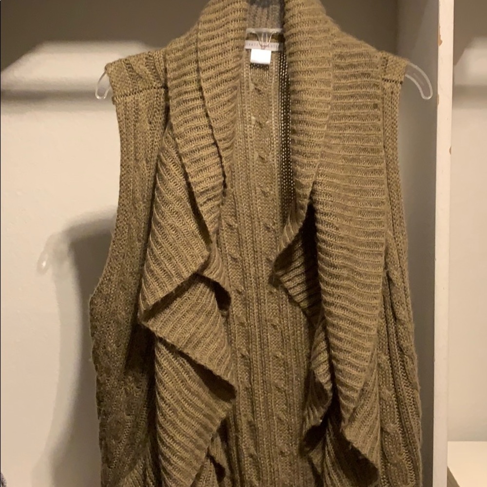 Double layers, olive color cardigan.